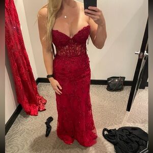 Red corset lace formal gown - pristine condition